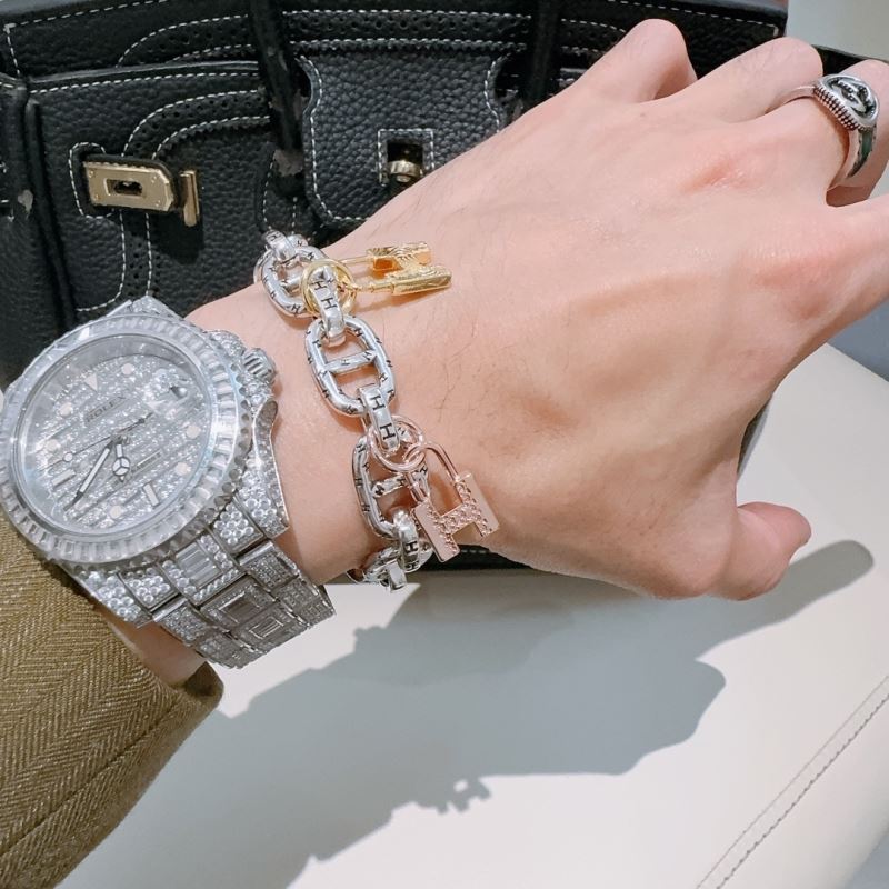 H**me5 bracelets